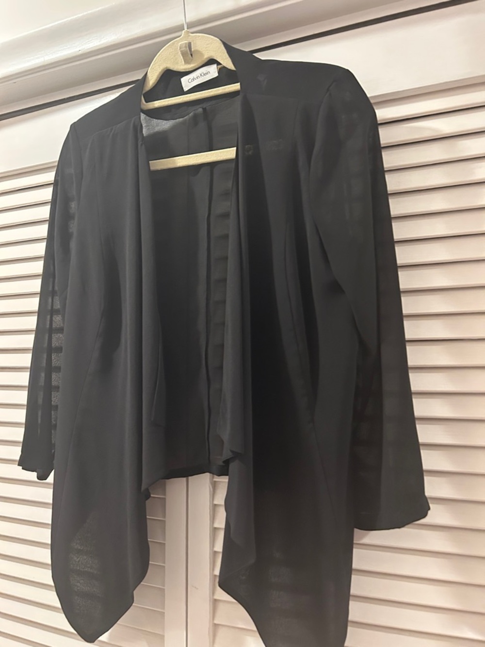 Calvin Klein Black Open-Front Waterfall evening shrug —size medium